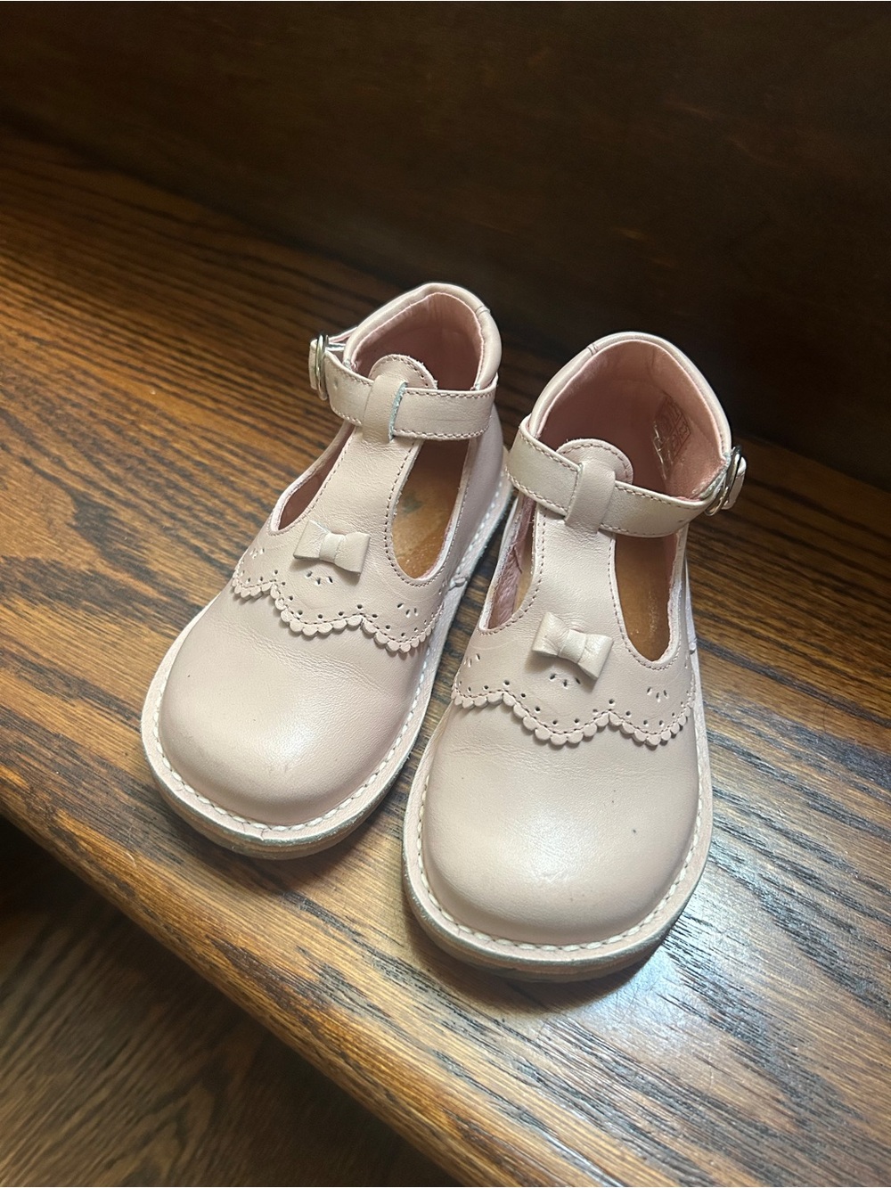 Jacadi Toddler Girls Pink T-Strap Leather Dress Shoes with Bow - Fits 3-4 yr old